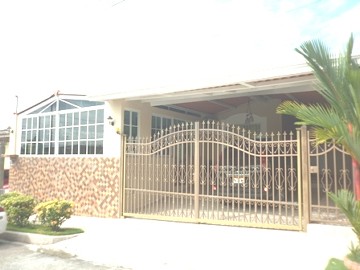 5328 Casa en Las Cumbres, Panamá